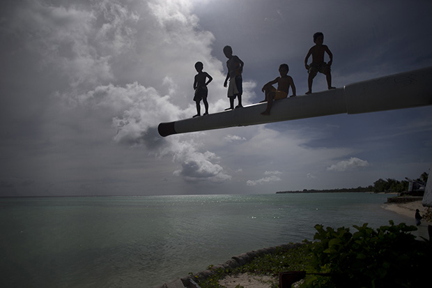 Head On Exhibition: <i>Kirabati – A Line in The Sand</i>